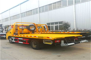 湟源附近拖车救援搭电